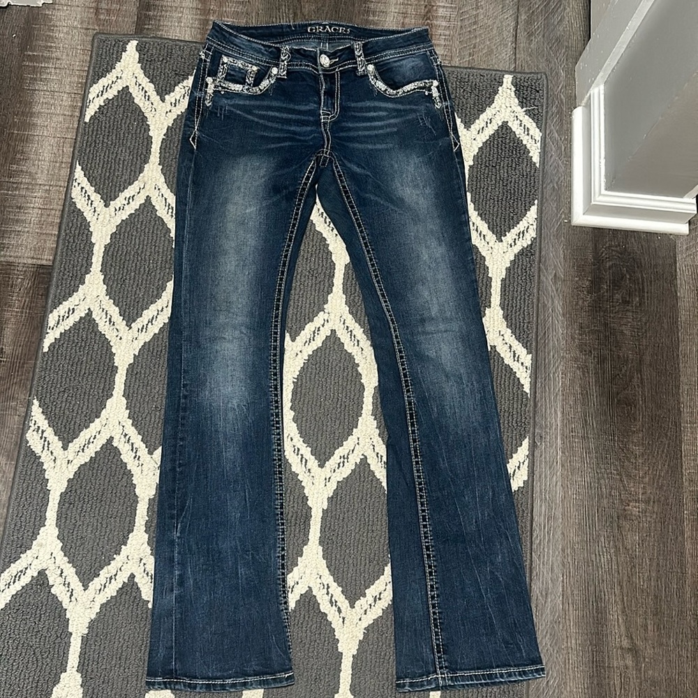 Gently worn grace in la jeans